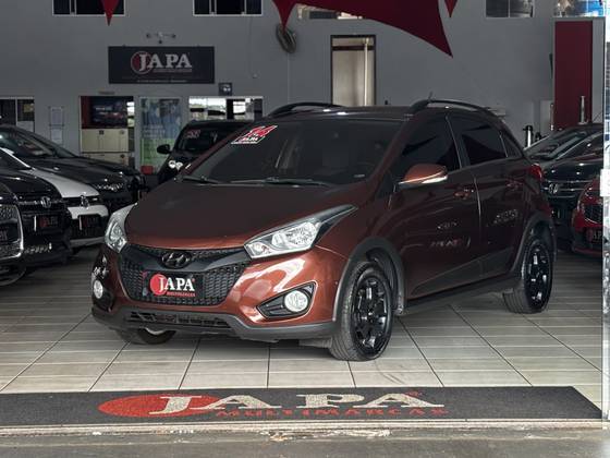 HYUNDAI HB20X 1.6 16V PREMIUM FLEX 4P MANUAL HYUNDAI HB20X 1.6 16V PREMIUM FLEX 4P MANUAL